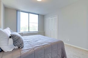 Beautiful & Spacious Apt in Crystal City