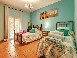 Charming Villa With Private Pool