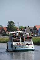 Wattloper Left Modern Retreat