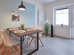SEA Time Modern Retreat