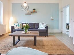SEA Time Modern Retreat
