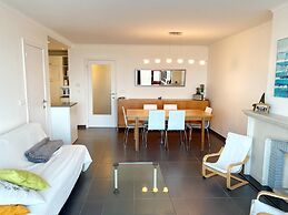 Waves & Relaxation Retreat