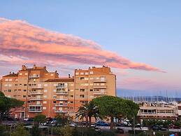 Modern Apartment With sea Views on the Cote Dazur