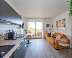 Modern Apartment With sea Views on the Cote Dazur