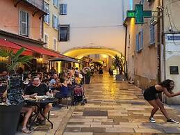 Modern Apartment With sea Views on the Cote Dazur