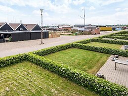 6 Person Holiday Home in Thyholm