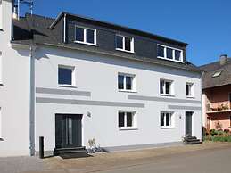 Riesling Apartment on the Moselle Terrace