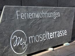 Riesling Apartment on the Moselle Terrace