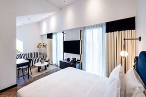 DoubleTree by Hilton Nice Centre Iconic