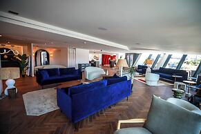 DoubleTree by Hilton Nice Centre Iconic