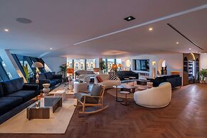 DoubleTree by Hilton Nice Centre Iconic