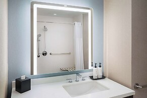 Tempo By Hilton Raleigh Downtown