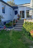 Haus Schumacher Modern Retreat