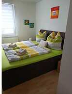 Haus Schumacher Modern Retreat