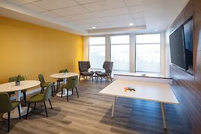 EVEN Bozeman Yellowstone Intl Arpt by IHG