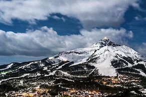 EVEN Bozeman Yellowstone Intl Arpt by IHG