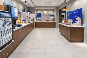 Holiday Inn Express & Suites Benson by IHG