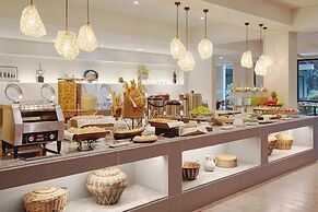 Holiday Inn & Suites Batangas Limapark by IHG