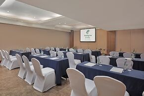 Holiday Inn & Suites Batangas Limapark by IHG