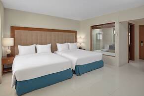 Holiday Inn & Suites Batangas Limapark by IHG