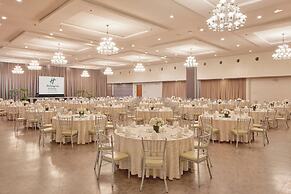 Holiday Inn & Suites Batangas Limapark by IHG