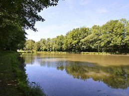 Holiday Home in Rosee Next to a Lake and Forest