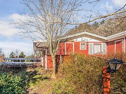 6 Person Holiday Home in Struer