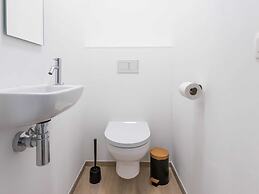 Sunny Apartment With Open Terrace