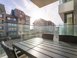 Sunny Apartment With Open Terrace