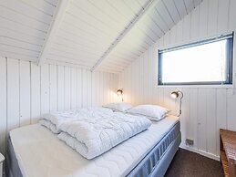 5 Person Holiday Home in Oksbol