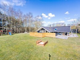 5 Person Holiday Home in Oksbol