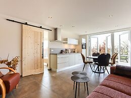 Nature House With two Bedrooms and two Bathrooms