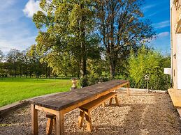 Holiday Home Adjoining a Chateau