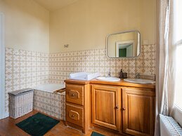 Holiday Home Adjoining a Chateau