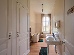 Holiday Home Adjoining a Chateau