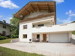 Apartment in Tyrol With Parking