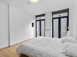 Beachfront Holiday Home Near the Market