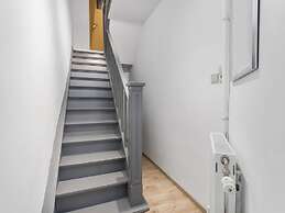 Beachfront Holiday Home Near the Market