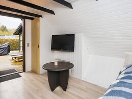 6 Person Holiday Home in Hemmet