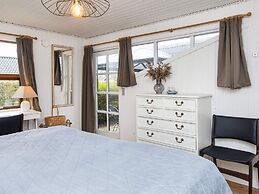 6 Person Holiday Home in Hemmet