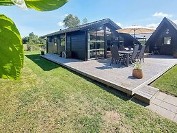 6 Person Holiday Home in Hemmet