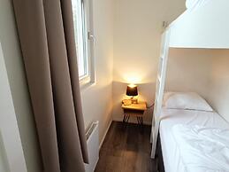 Bunglow With Pool in Hoenderloo