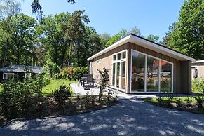 Stylish Hoenderloo Family Bungalow