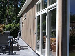 Bunglow With Pool in Hoenderloo