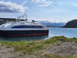 10 Person Holiday Home in Reinfjord-by Traum