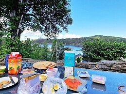 8 Person Holiday Home in Masfjordnes-by Traum