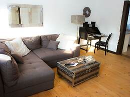 Majestic Apartment in Brakel