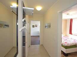 Albatros in the House of Aquarius