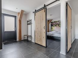 Beautiful House With air Conditioning