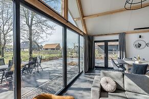 Beautiful House With air Conditioning